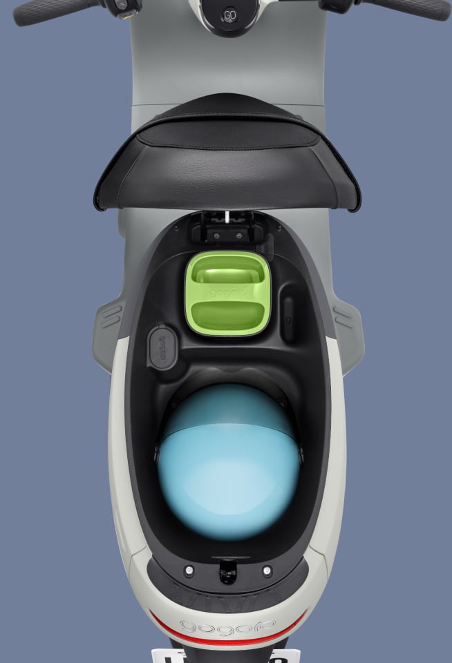 {"title":"21.6 liters of storage"}